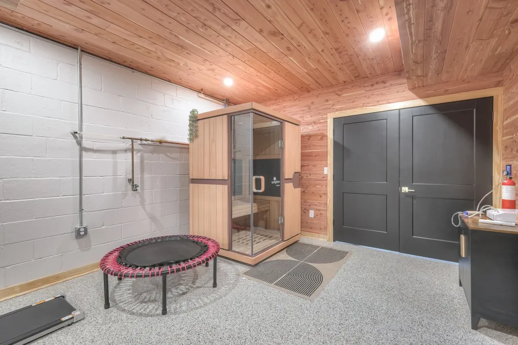 2676 Thompson Station Road, E Thompsons Station TN 37179
