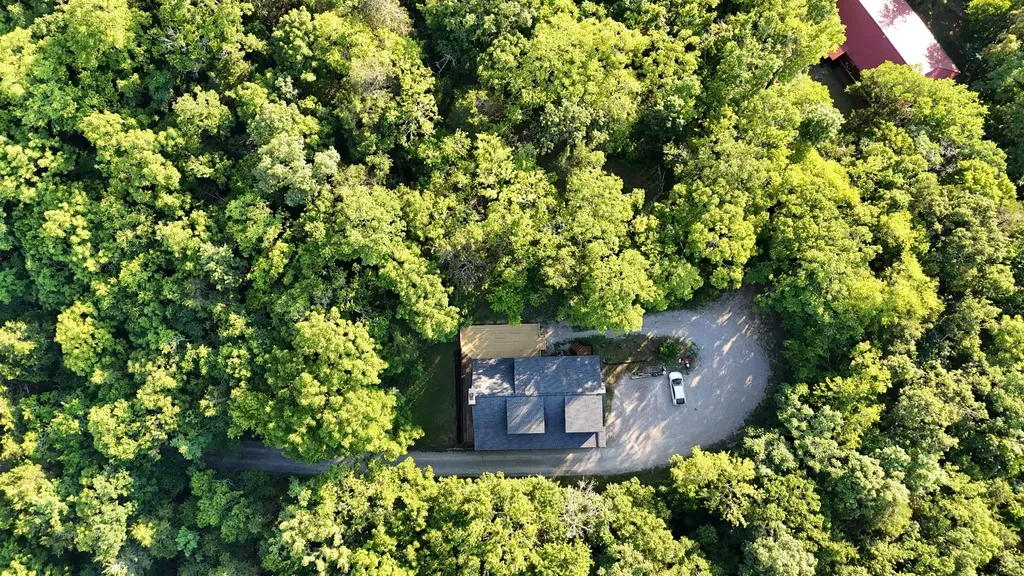 2676 Thompson Station Road, E Thompsons Station TN 37179