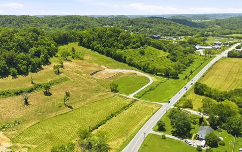 1952 Carters Creek Pike Franklin TN 37064
