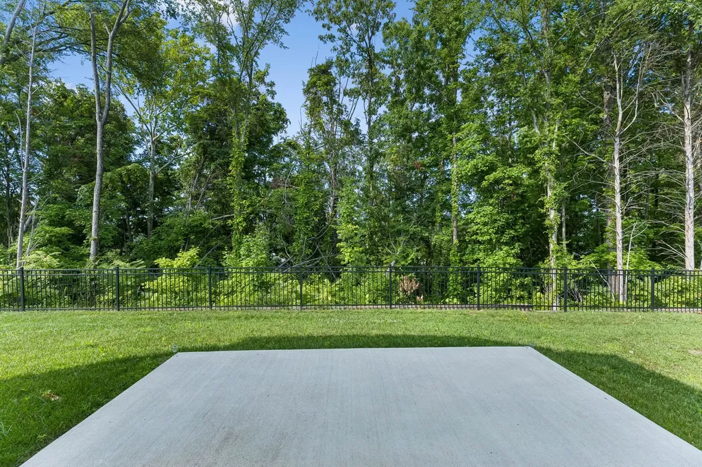 5388 Bellflower Hills Hermitage TN 37076