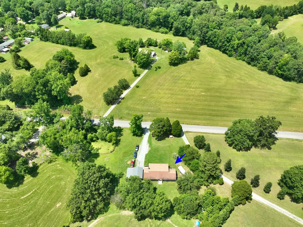 5858 Wolf Creek Road Spring City TN 37381