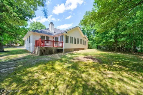 35 Leaf Circle Crossville TN 38558