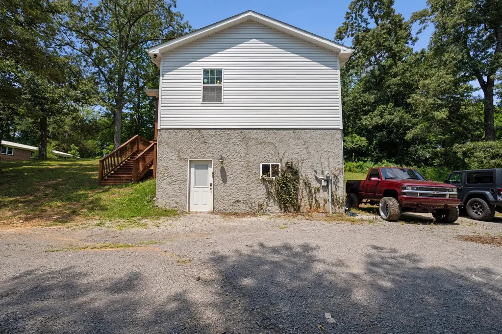 795 Lowery Lane Mcminnville TN 37110