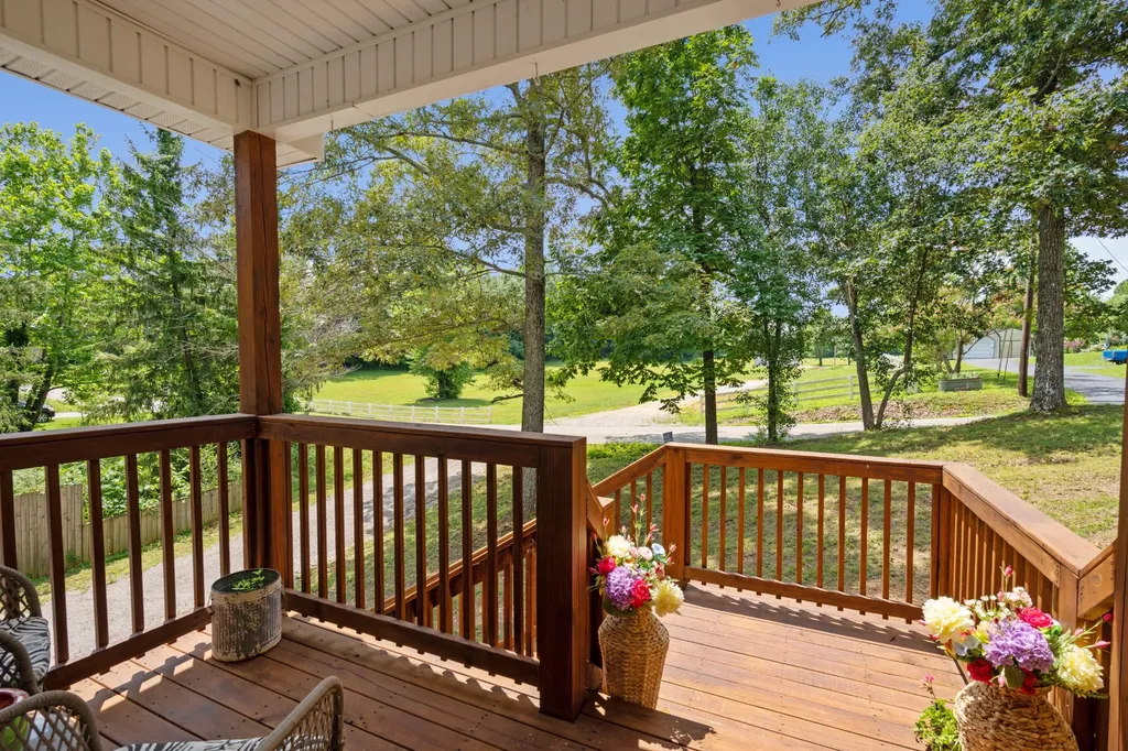 795 Lowery Lane Mcminnville TN 37110