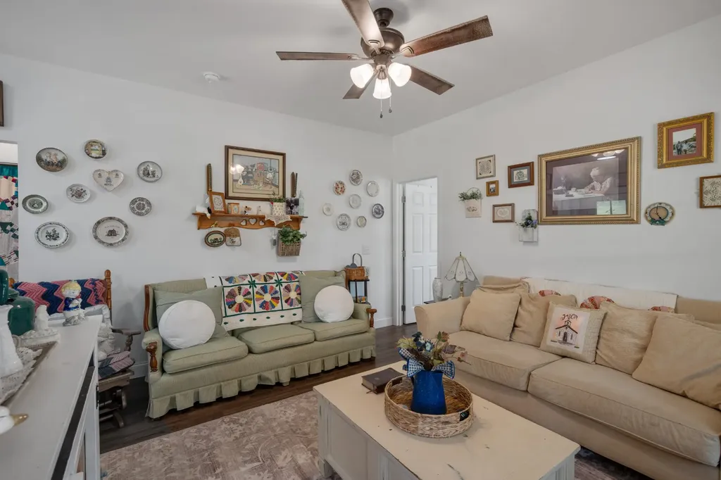 795 Lowery Lane Mcminnville TN 37110