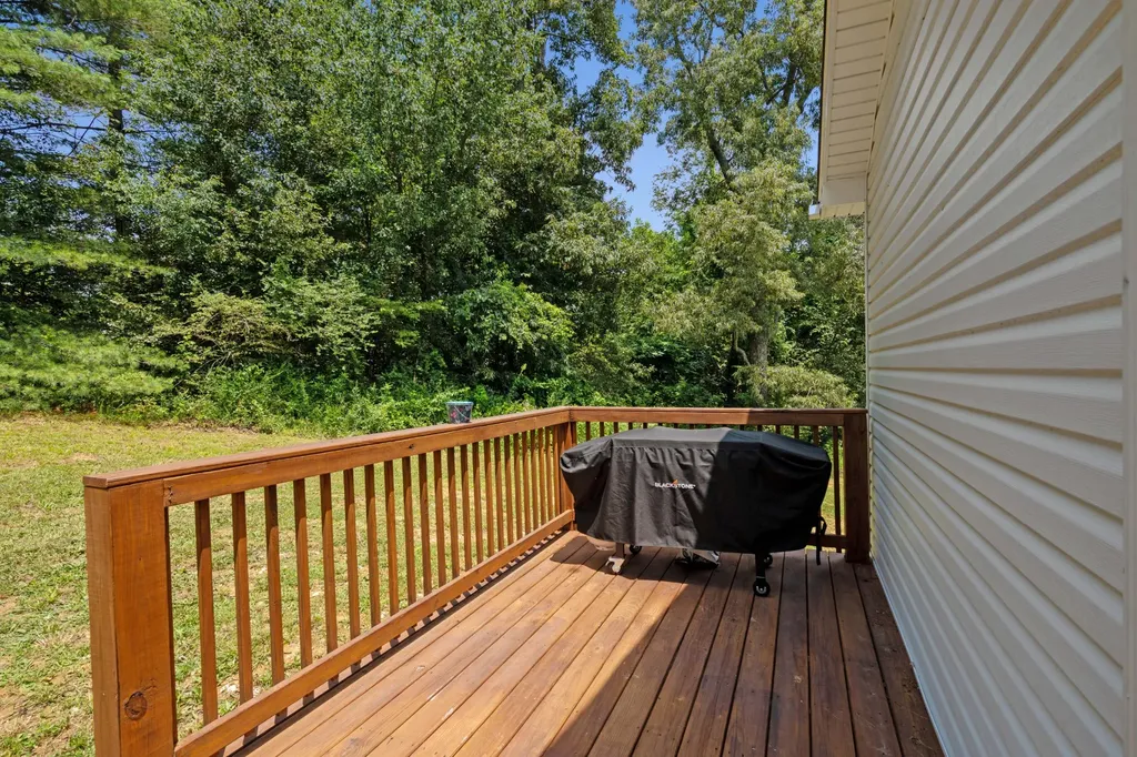 795 Lowery Lane Mcminnville TN 37110