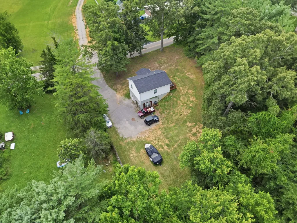 795 Lowery Lane Mcminnville TN 37110