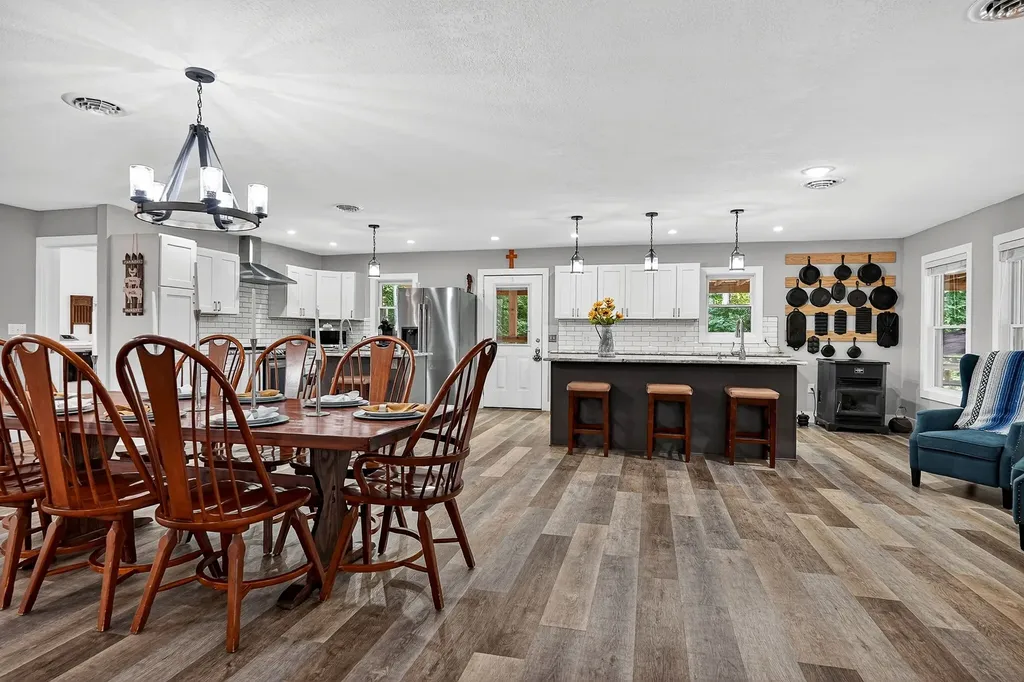 211 Arizona Lane Walling TN 38587