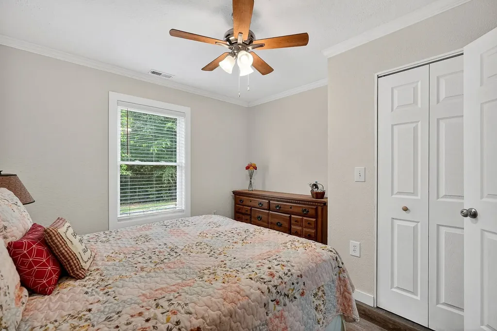 211 Arizona Lane Walling TN 38587