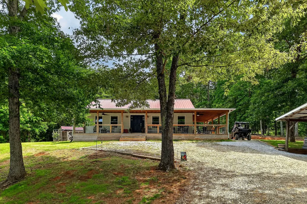 211 Arizona Lane Walling TN 38587