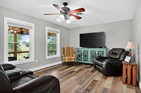 211 Arizona Lane Walling TN 38587
