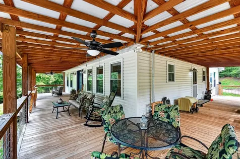 211 Arizona Lane Walling TN 38587