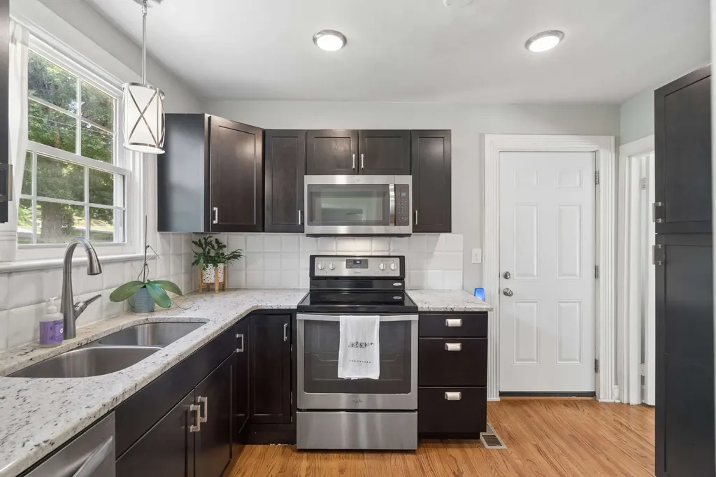 1317 Saturn Drive Nashville TN 37217