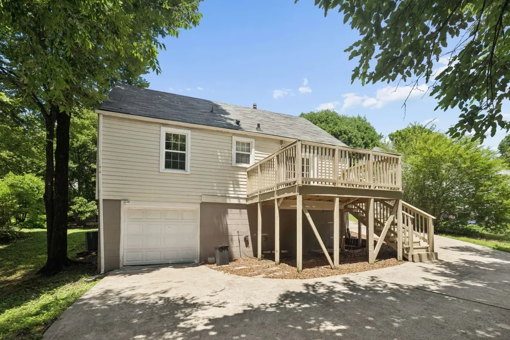1317 Saturn Drive Nashville TN 37217