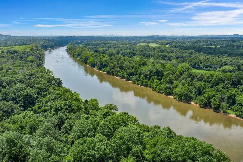 6174 Binns Lane Hermitage TN 37076