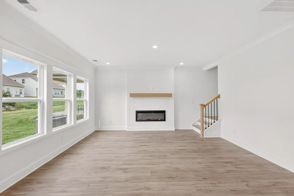 2259 Charlie Place White House TN 37188