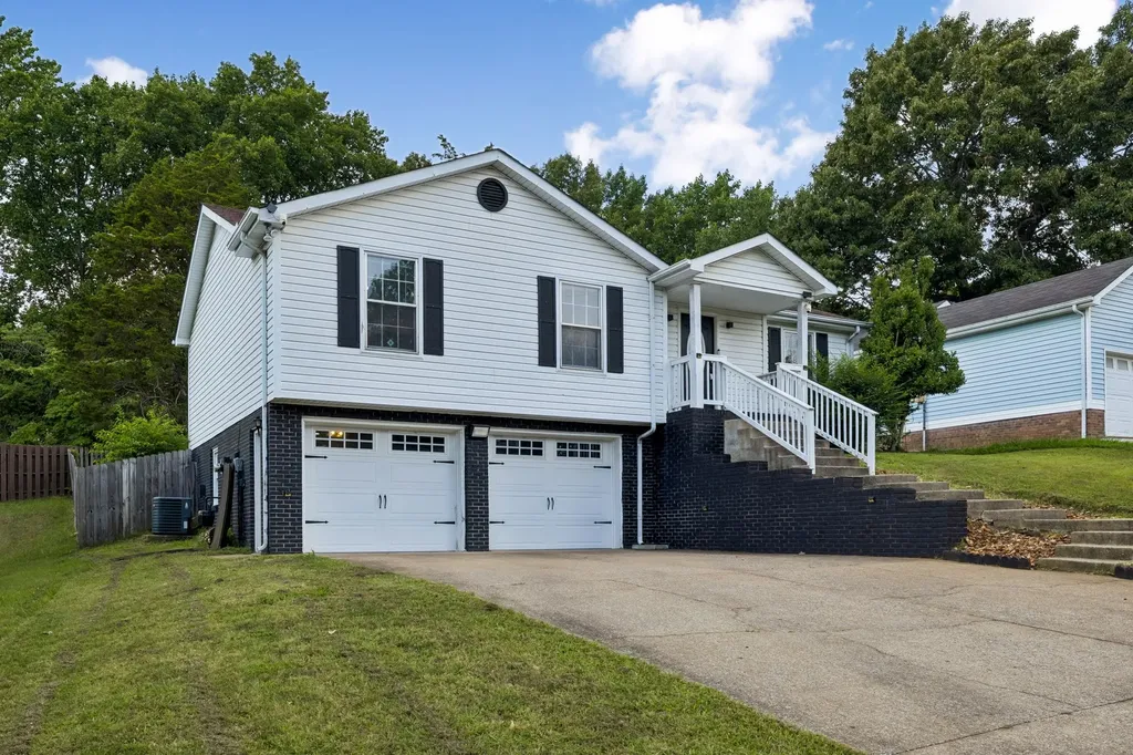 130 S Richview Road Clarksville TN 37043