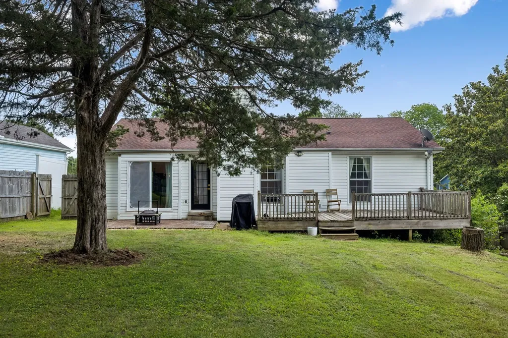 130 S Richview Road Clarksville TN 37043