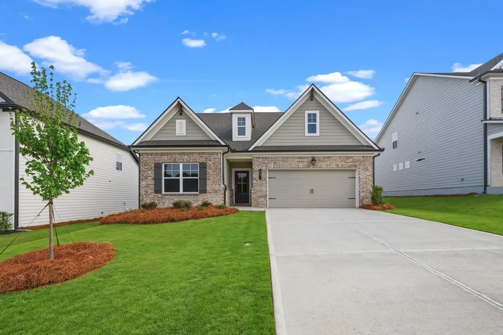 1829 Charlie Place White House TN 37188