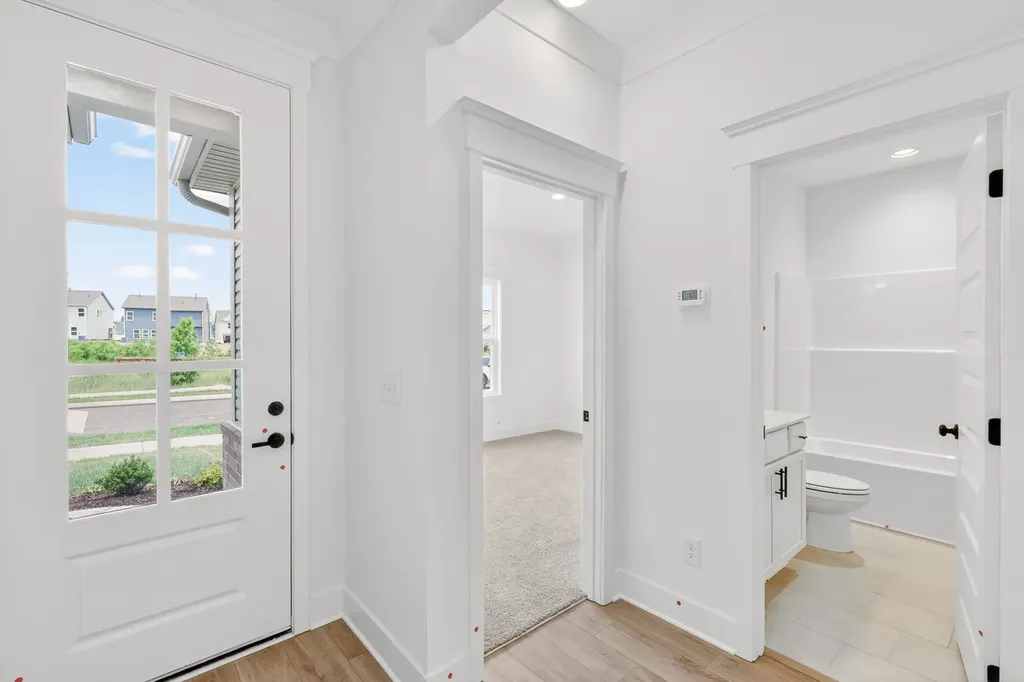 2561 Charlie Place White House TN 37188