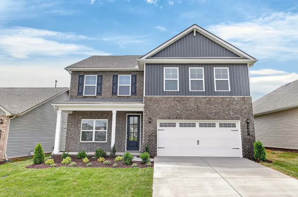 2561 Charlie Place White House TN 37188