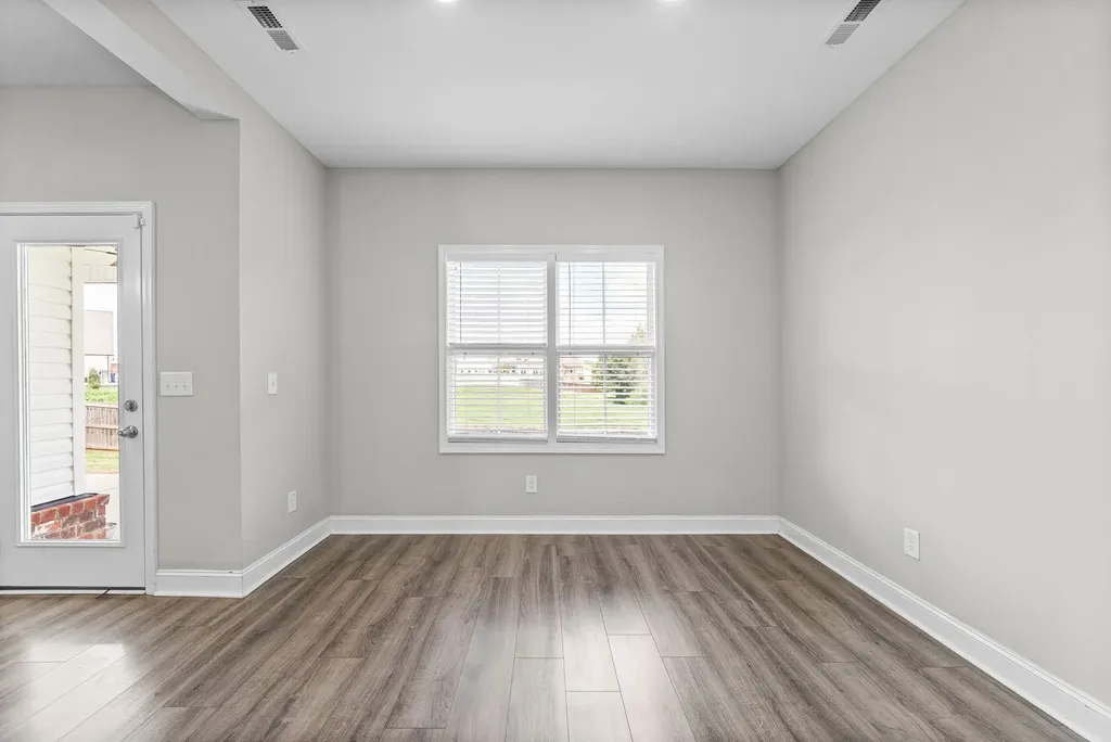 2684 Remington Trace Clarksville TN 37043