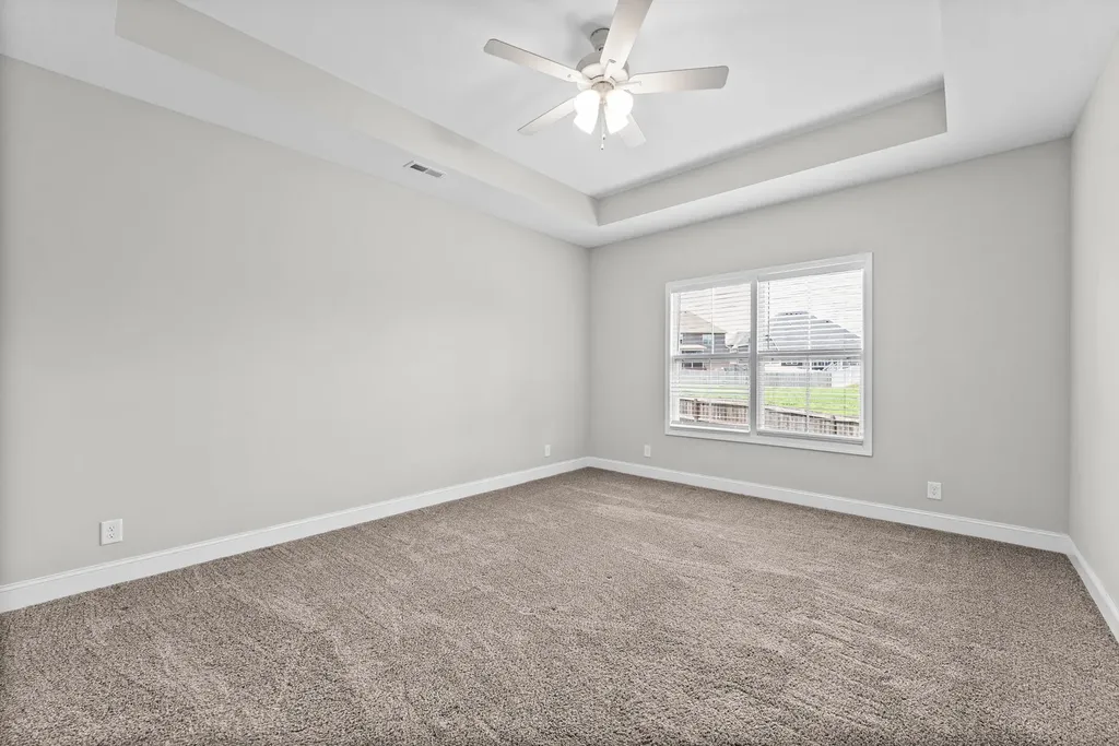 2684 Remington Trace Clarksville TN 37043