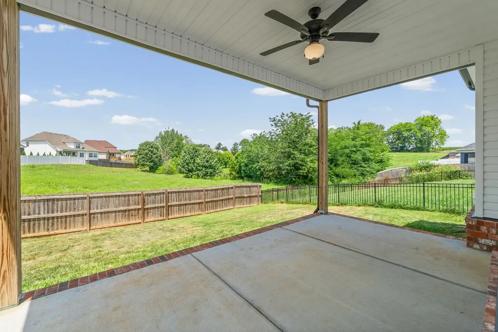 2684 Remington Trace Clarksville TN 37043