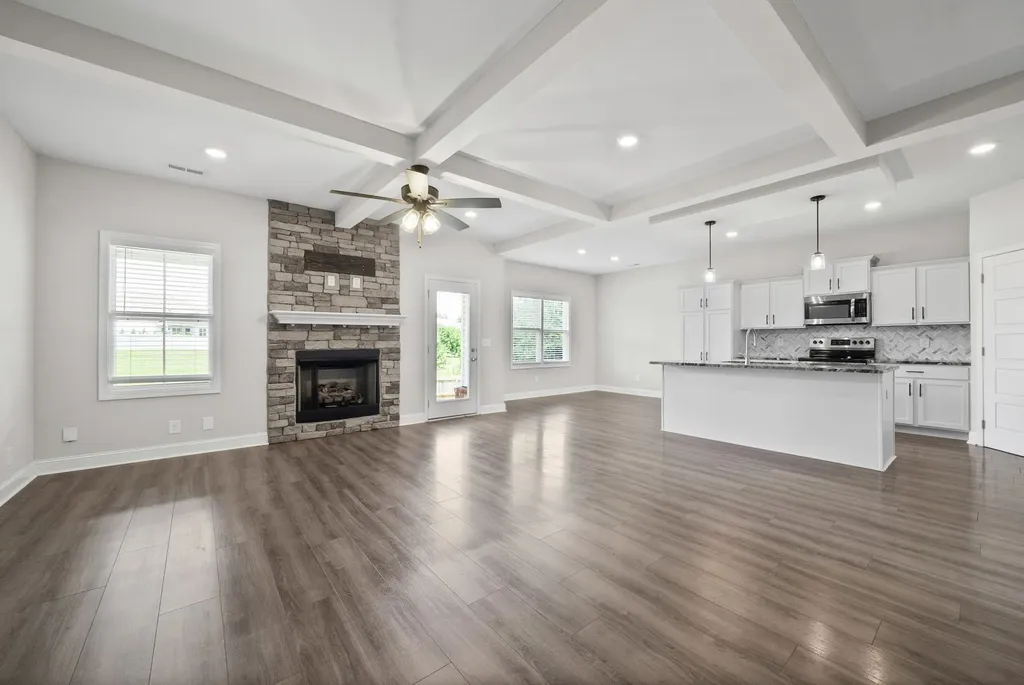 2684 Remington Trace Clarksville TN 37043