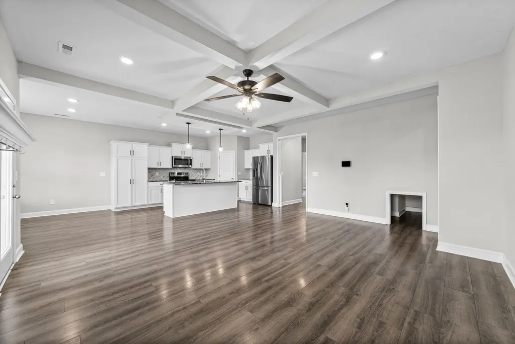 2684 Remington Trace Clarksville TN 37043