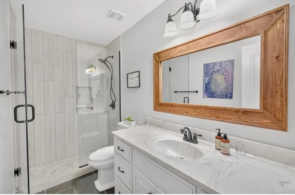 1170 Abiff Road, E Bon Aqua TN 37025