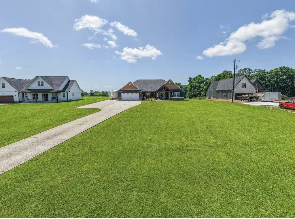 1170 Abiff Road, E Bon Aqua TN 37025