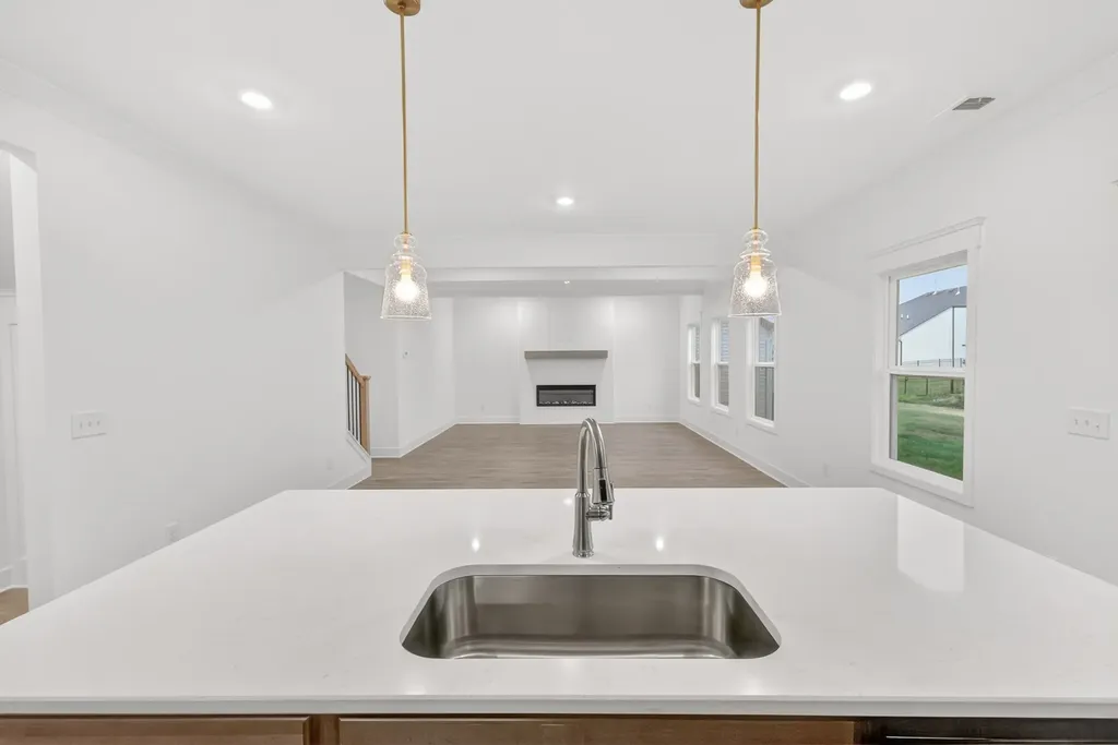 176 Yuma Lane White House TN 37188