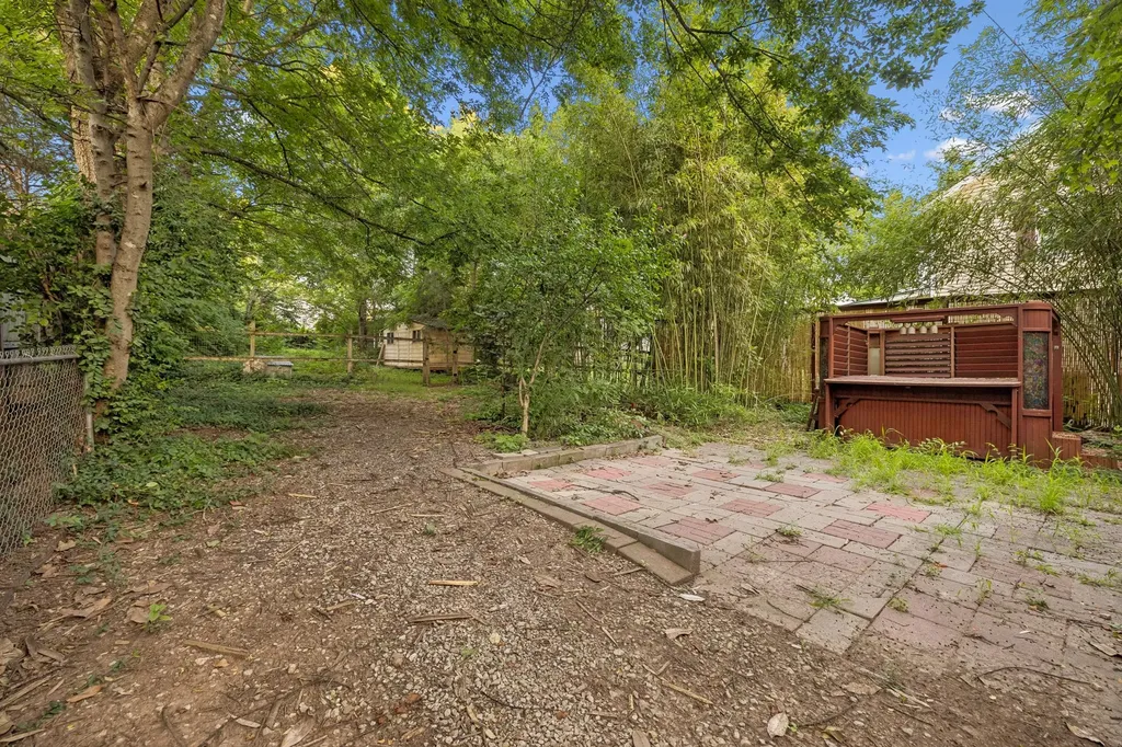 226 54th Ave, N Nashville TN 37209