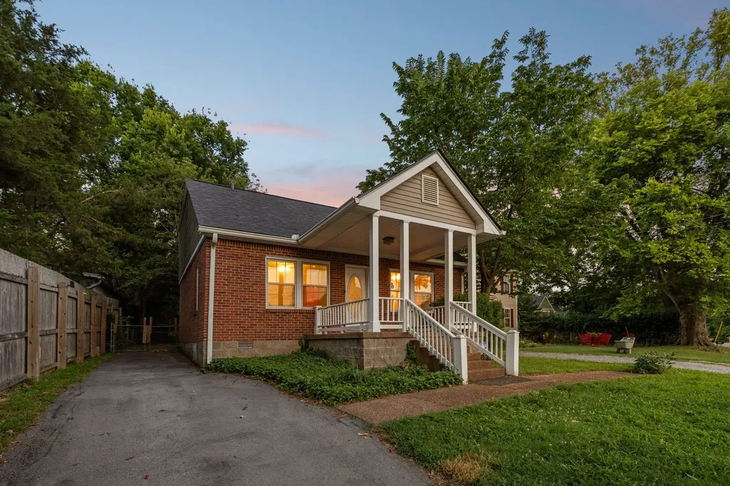 226 54th Ave, N Nashville TN 37209