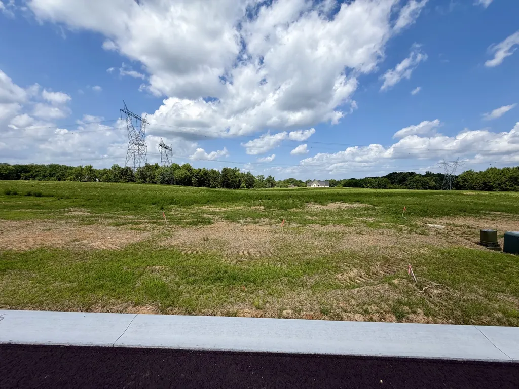 9 Fawn Meadows Clarksville TN 37043