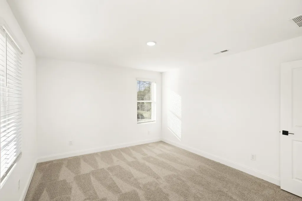 1562 Oak Springs Drive Columbia TN 38401
