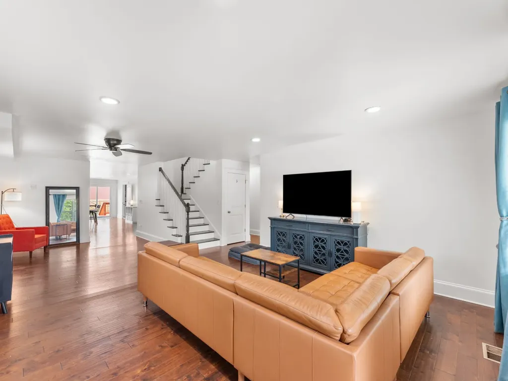 1503 21st Ave, N Nashville TN 37208