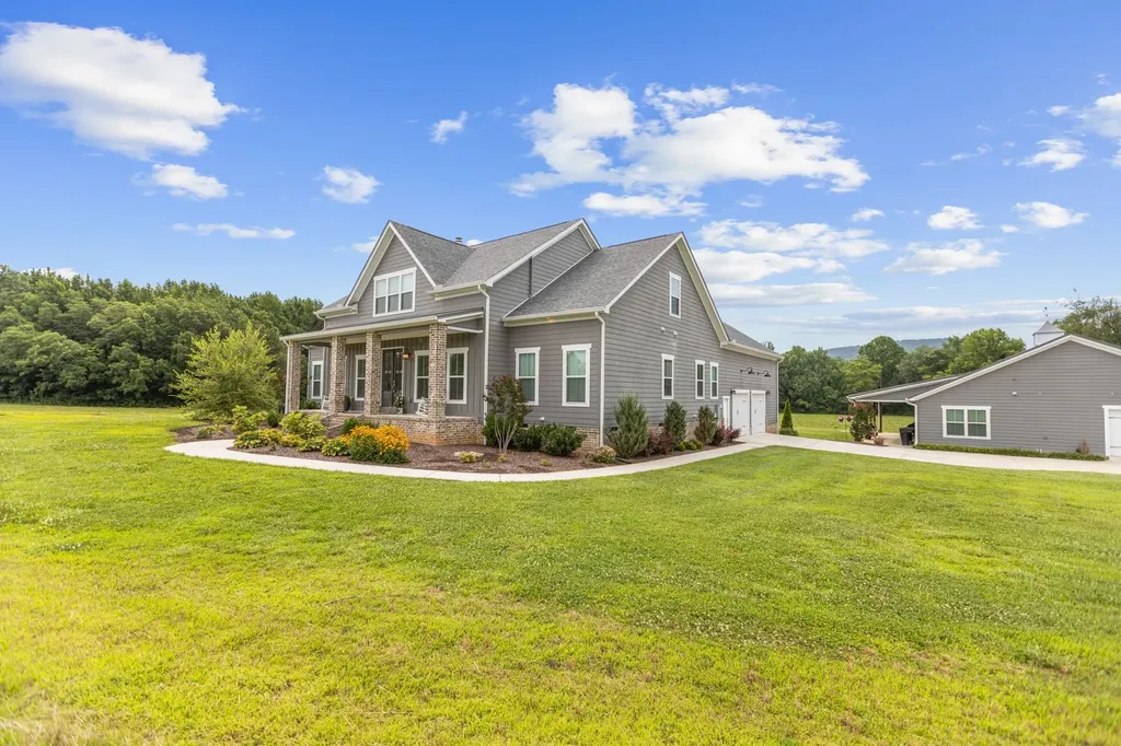 69 Meadows Road Hillsboro TN 37342