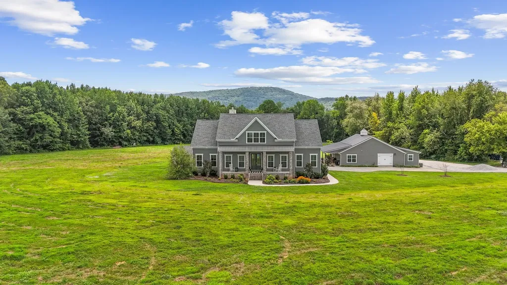 69 Meadows Road Hillsboro TN 37342
