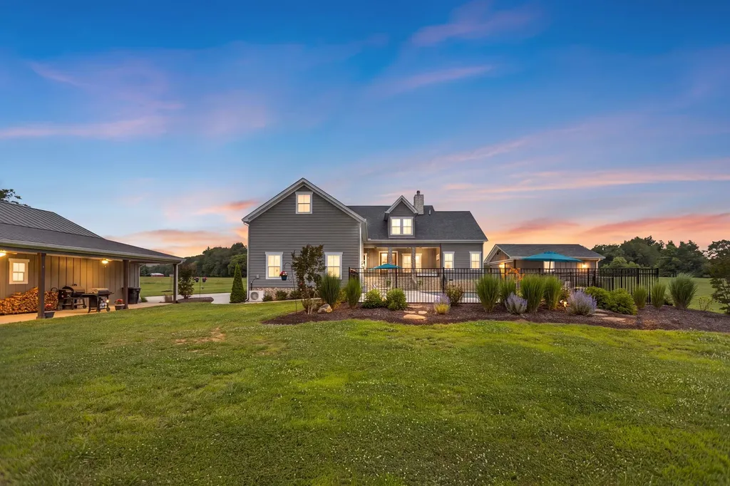69 Meadows Road Hillsboro TN 37342