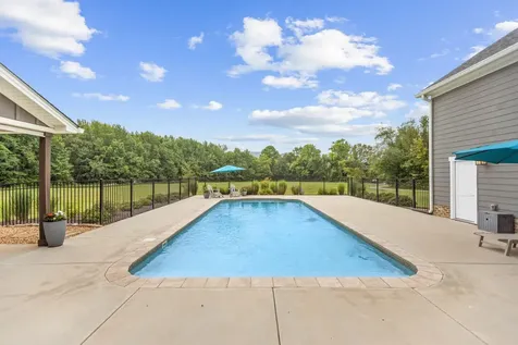 69 Meadows Road Hillsboro TN 37342