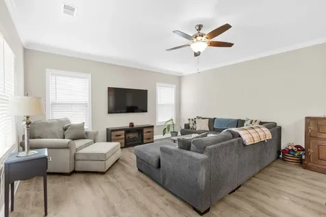 69 Meadows Road Hillsboro TN 37342