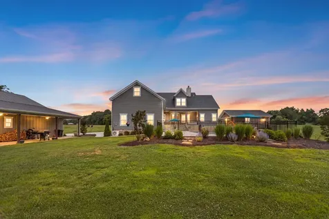 69 Meadows Road Hillsboro TN 37342