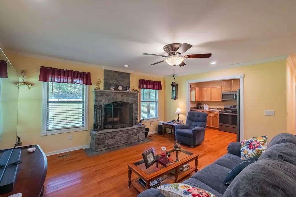 378 Bobo Hollow Road Tullahoma TN 37388