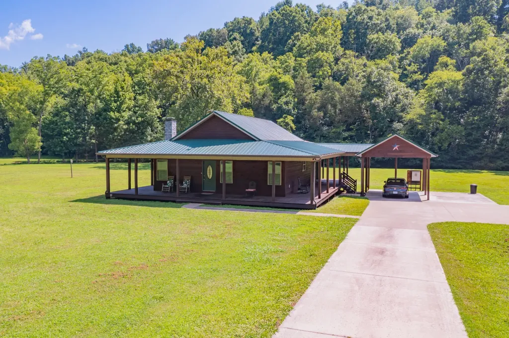 378 Bobo Hollow Road Tullahoma TN 37388