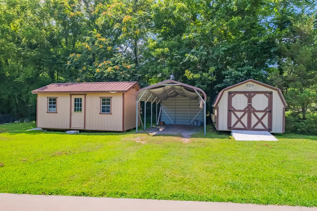 378 Bobo Hollow Road Tullahoma TN 37388