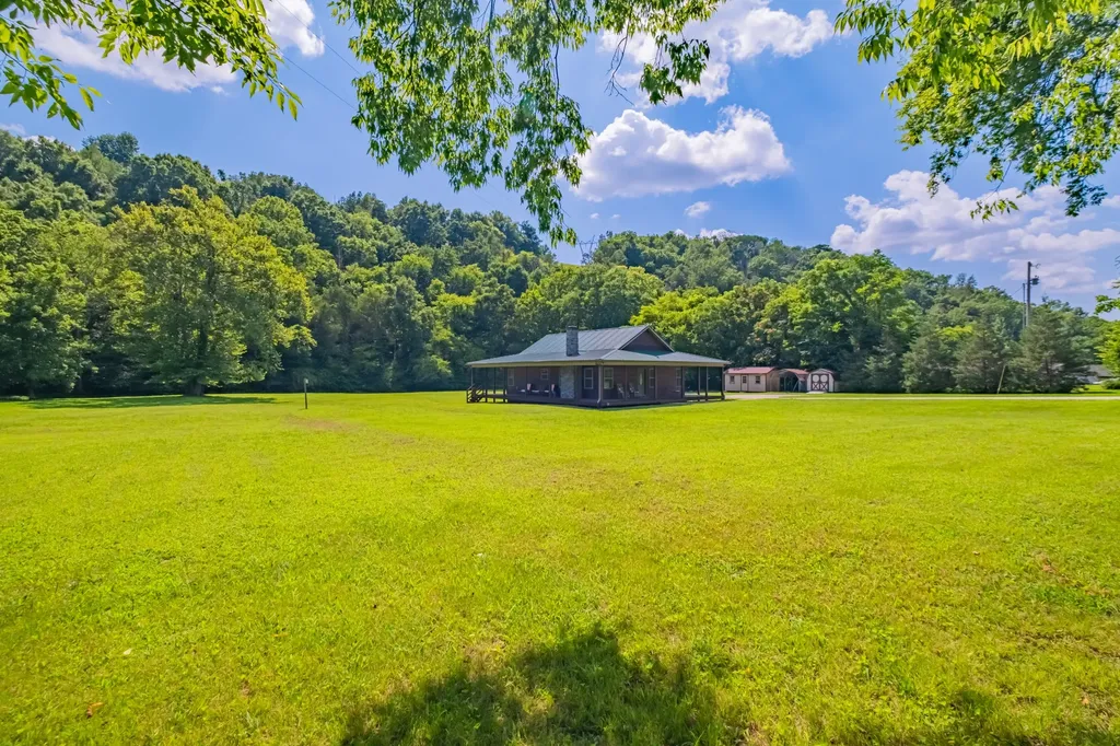 378 Bobo Hollow Road Tullahoma TN 37388