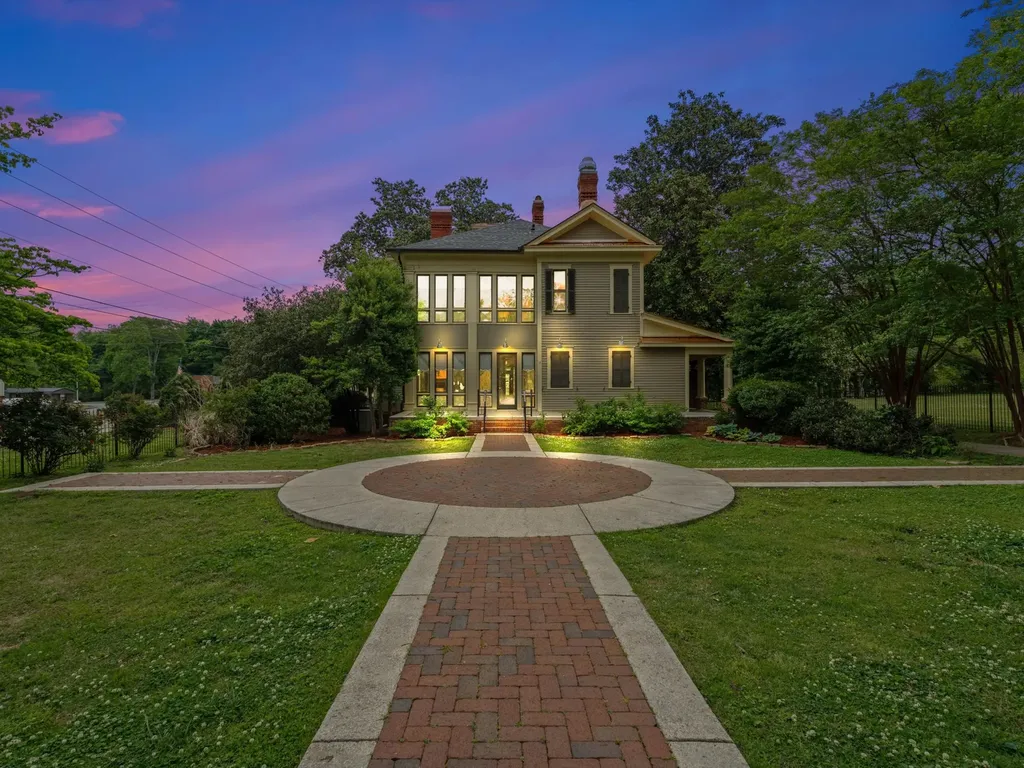 5499 Winchester Road New Market AL 35761