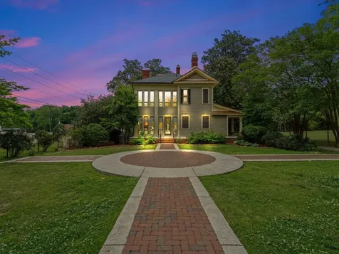 5499 Winchester Road New Market AL 35761